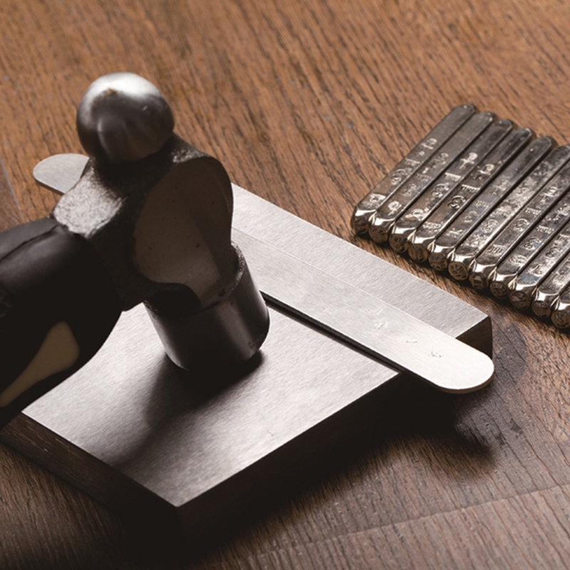 Versatile Square Anvil Sturdy  - Jewelry Making Table のレビューと価格