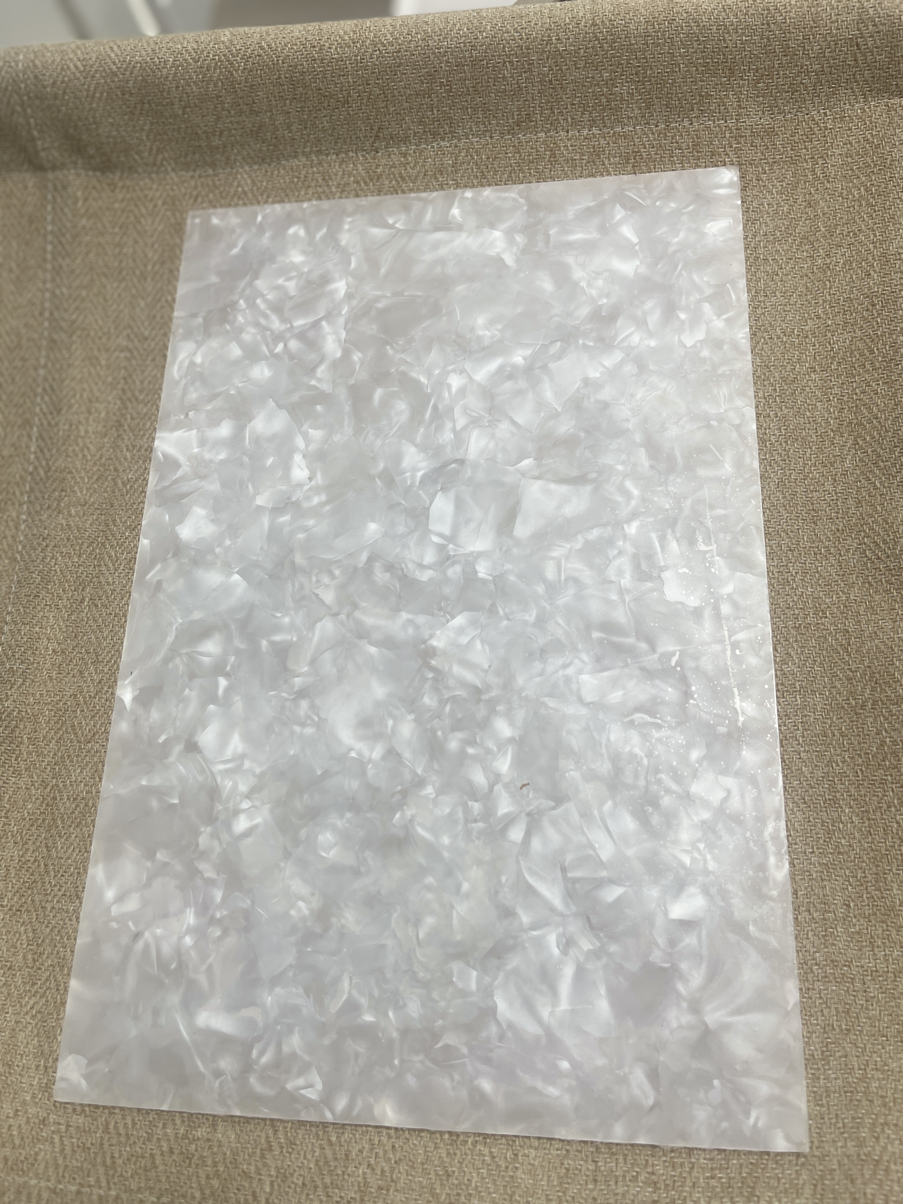 White Pearl color laminated ac - Jewelry Making Table のレビューと価格