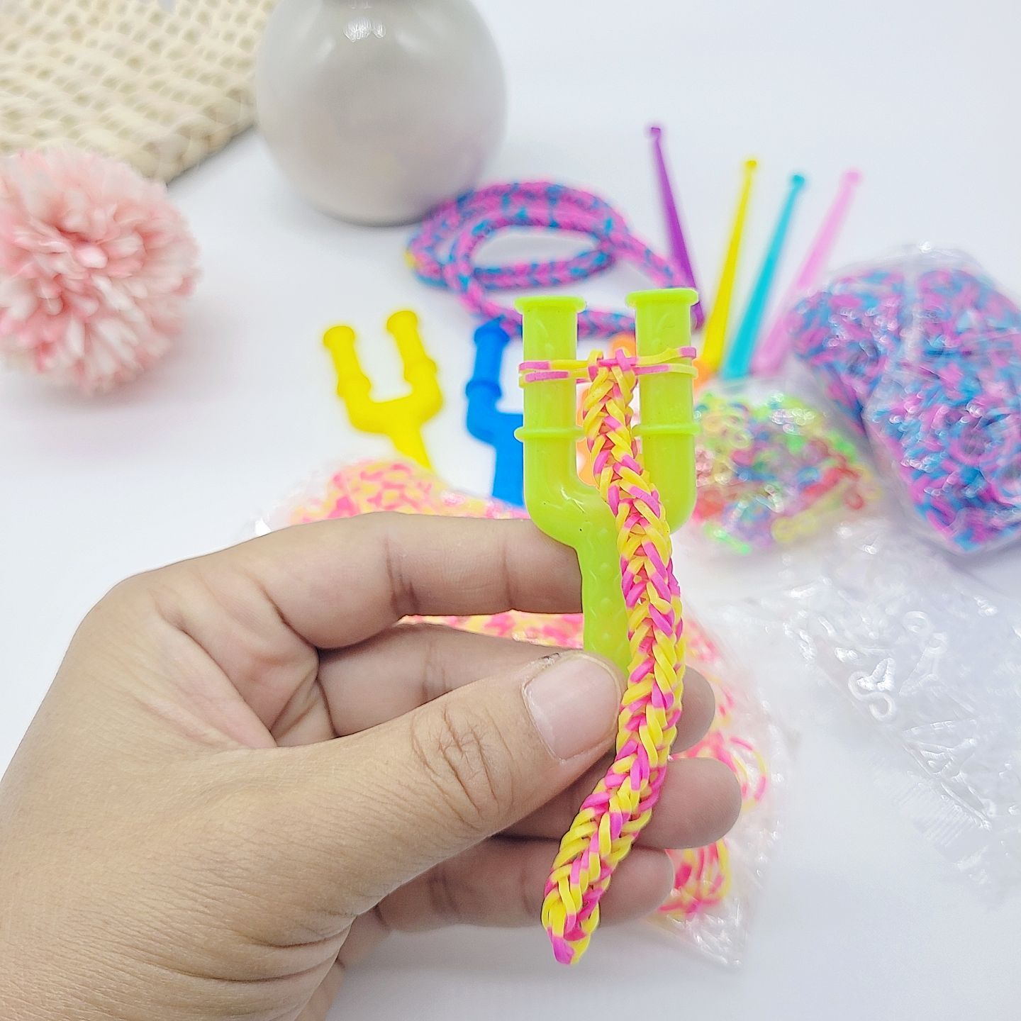 Friendship Bracelet Set, Inclu - Jewelry Making Tutorials のレビューと価格