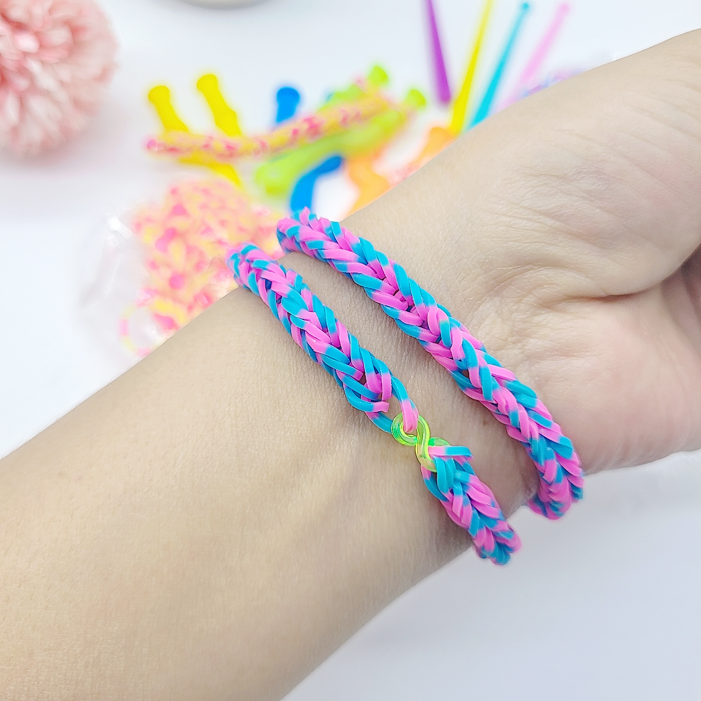 Friendship Bracelet Set, Inclu - Jewelry Making Tutorials のレビューと価格