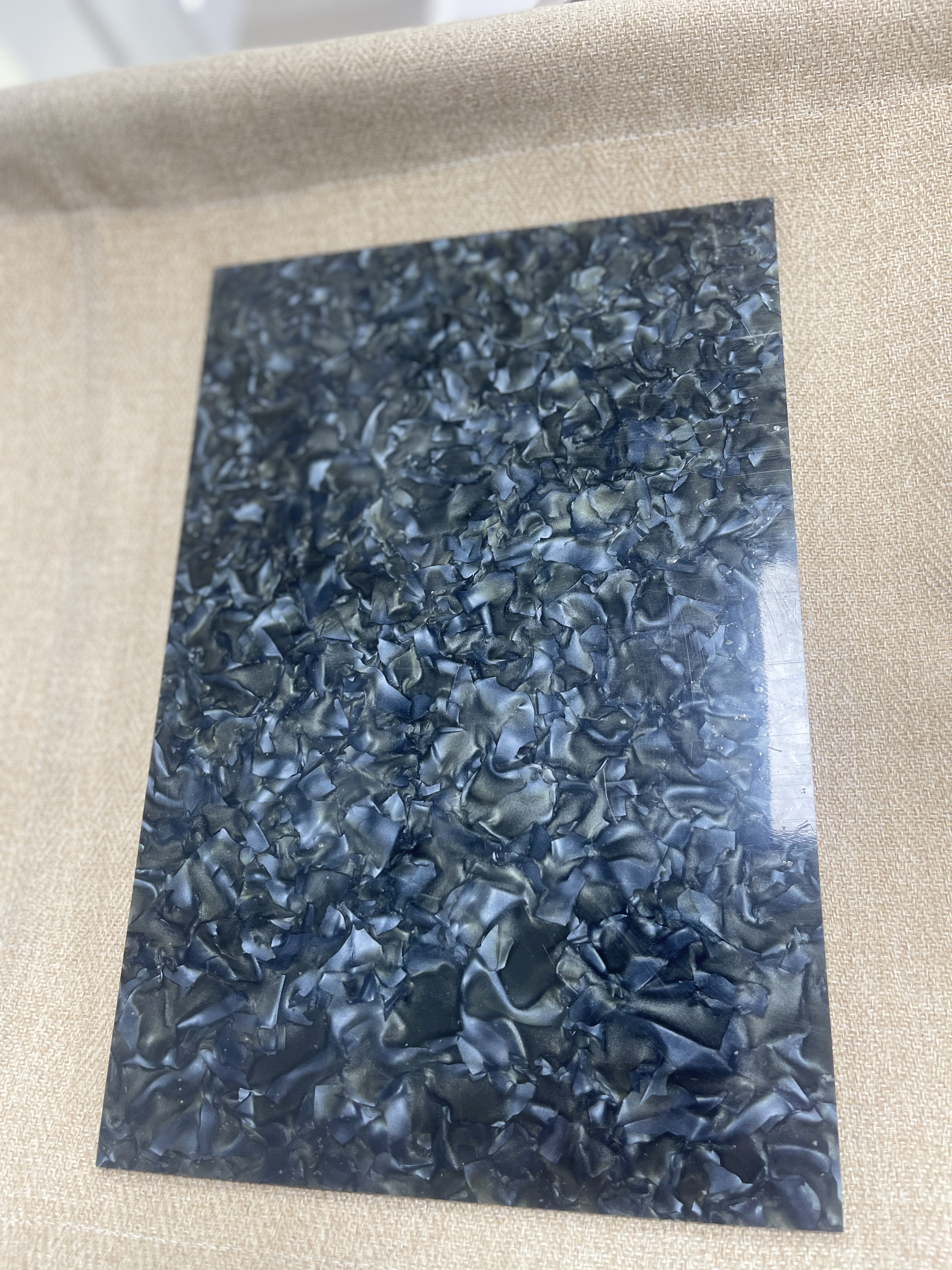 Dark Grey Pear  laminated acry - Jewelry Making Table のレビューと価格
